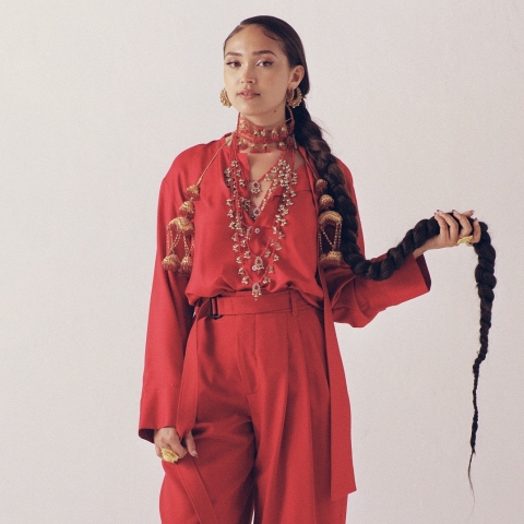 Η τραγουδίστρια Joy Crookes