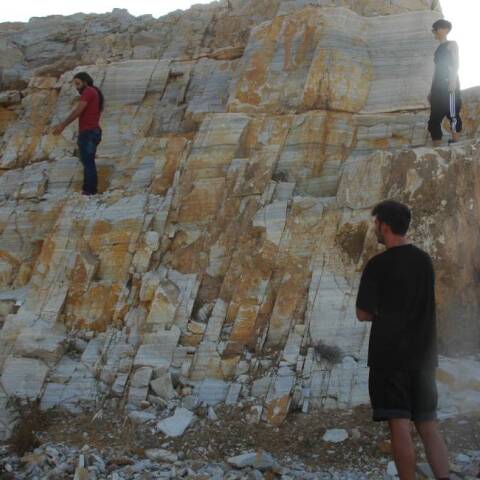 Αναζητώντας την εικόνα: Η τηνιακή μαρμαροτεχνία στον 21ο αιώνα