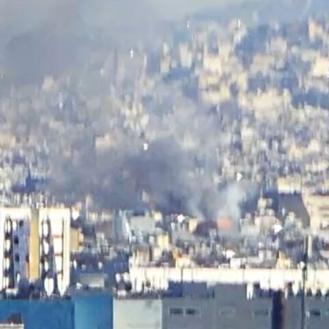 Φωτιά σε πολυκατοικία στον Κολωνό 