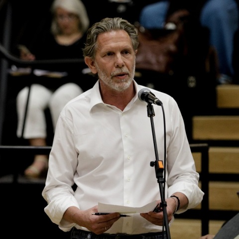 O Παύλος Γερουλάνος υποψήφιος για την αρχηγία του ΚΙΝΑΛ 