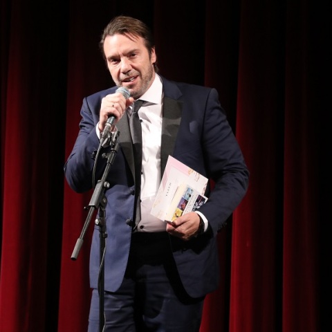 Στράτος Τζώρτζογλου - Σεξουαλική παρενόχληση