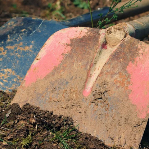 Φτυάρι - Σοβαρό εργατικό ατύχημα στον Πύργο Ηλείας