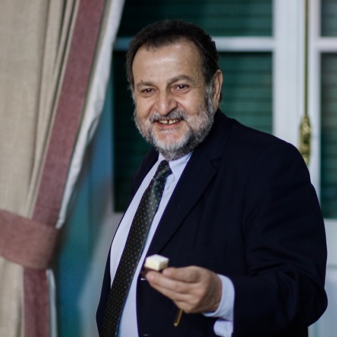 Κεγκέρογλου: Κατέθεσε την υποψηφιότητά του για την ηγεσία του ΚΙΝΑΛ 