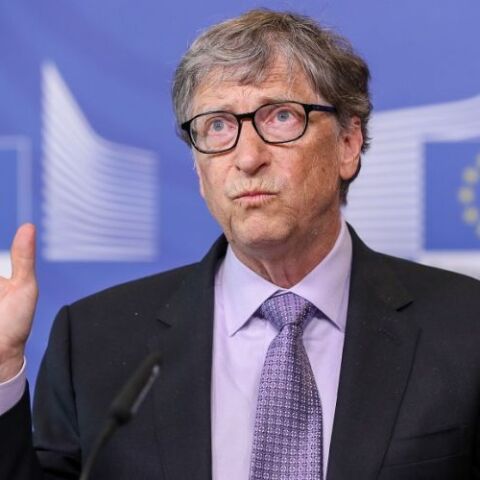 Γκέιτς: Η στροφή στην «πράσινη τεχνολογία» θα δημιουργήσει δέκα νέες Tesla