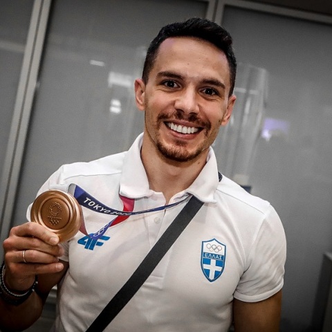 Πετρούνιας - meToo