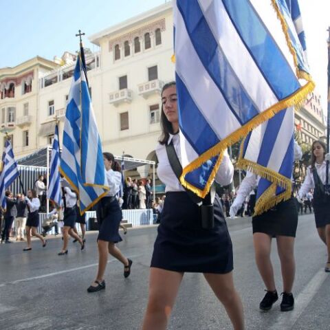 ΜΑΘΗΤΙΚΗ ΠΑΡΕΛΑΣΗ ΓΙΑ ΤΟΝ ΕΟΡΤΑΣΜΟ ΤΗΣ 28ης ΟΚΤΩΒΡΙΟΥ