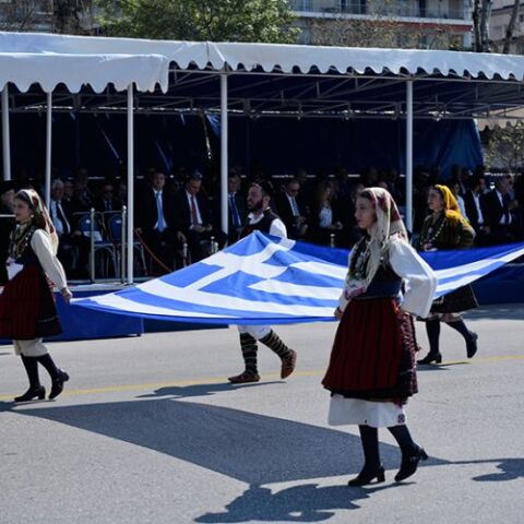 Θεσσαλονίκη: Κανονικά όλες οι παρελάσεις, λέει το υπουργείο Εσωτερικών