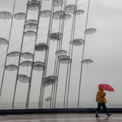 Βροχές στη Θεσσαλονίκη (ΦΩΤΟ ΑΡΧΕΙΟΥ) - Επιδείνωση καιρού από αύριο Κυριακή 24 Οκτωβρίου 2021