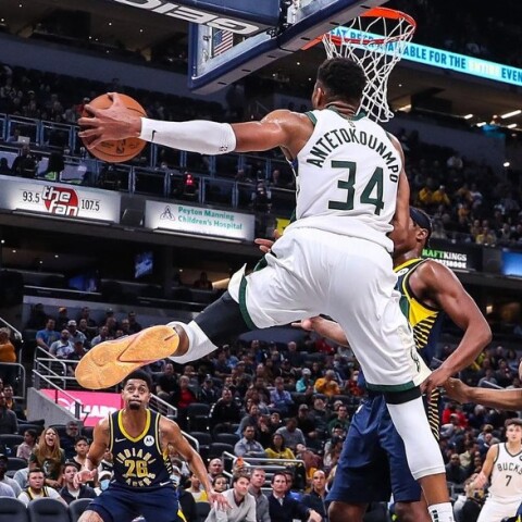 Ο Γιάννης Αντετοκούνμπο κόντρα στους Πέισερς