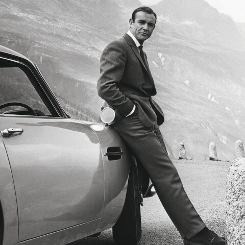 O Σον Κόνερι με την Aston Martin στην ταινία Goldfinger