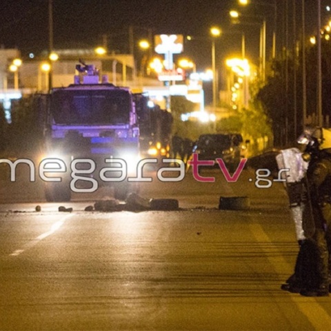 Μέγαρα: Αστυνομικοί τραυματίες από σκάγια Ρομά που πυροβολήσαν