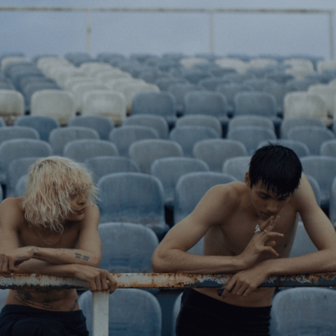 Στιγμιότυπο από το πρώτο μέρος του "Gener8tion - Neo Surf" των Ρομέν Γαβράς και Surkin που θα παρουσιαστεί στη Στέγη του Ιδρύματος Ωνάση τον Ιανουάριο 2022