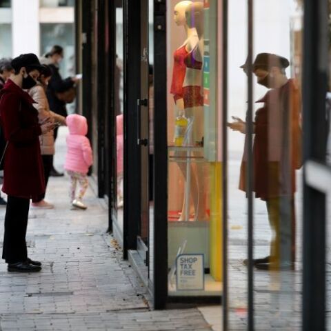 Ενδιάμεσες εκπτώσεις από την 1η έως τη 15η Νοεμβρίου