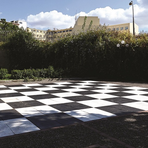 Το νέο σκάκι εδάφους που εγκαταστάθηκε στο Οικολογικό Πάρκο του Νέου Ψυχικού  