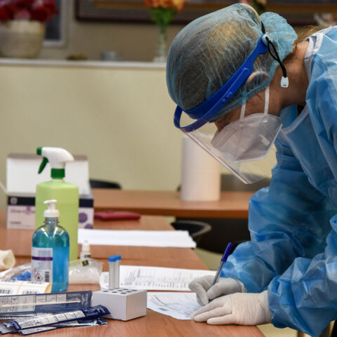 Rapid test δωρεάν από υγειονομικό του ΕΟΔΥ την Παρασκευή 29 Οκτωβρίου 2021 (ΦΩΤΟ ΑΡΧΕΙΟΥ)