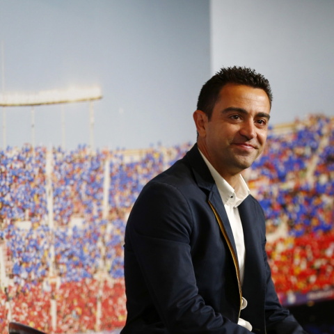 Ο Τσάβι Ερνάντεζ αναλαμβάνει τον πάγκο της Μπαρτσελόνα, μετά τη φυγή του Ρόναλντ Κούμαν