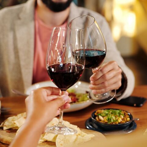 6 Ξινόμαυρα για να δοξάσεις την Παγκόσμια ημέρα Ξινόμαυρου