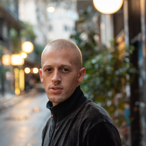 Τάσος Ξιαρχό:  Χλευάζει κορίτσι με παραπάνω κιλά για το ρούχο του