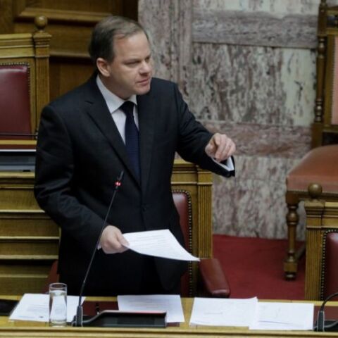 Μήνυμα Καραμανλή μετά τη μόλυνση με COVID: «Είχα εμβολιαστεί, πιστεύω ότι όλα θα πάνε καλά»   