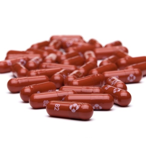 Κορωνοϊός - EMA: Επιταχύνει τις διαδικασίες για την έγκριση χρήσης του χαπιού της Merck