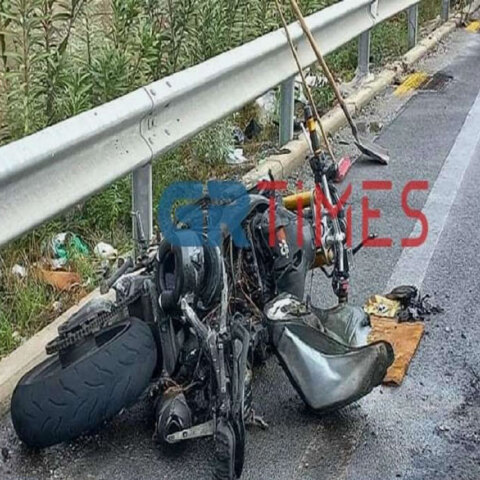 Νεκρός ο μοτοσικλετιστής στη Θεσσαλονίκη, η μηχανή του οποίου συγκρούστηκε με φορτηγό (ΦΩΤΟ ΑΡΧΕΙΟΥ)