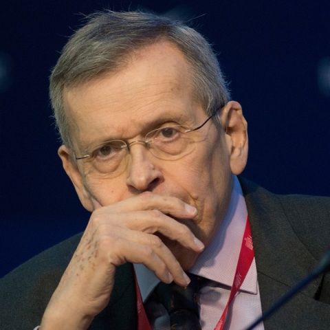 Στέφανος Μάνος προς ανεμβολίαστους: «Πρέπει η νοσηλεία σας να είναι τζάμπα;»