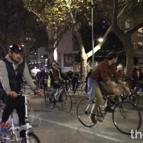 ΤΩΡΑ στη Θεσσαλονίκη: Ποδηλατοπορεία στη μνήμη της μαραθωνοδρόμου Δήμητρας Ιορδανίδου (φωτο & video)