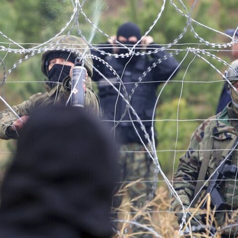 «Μπαρούτι» μυρίζει η κατάσταση στα σύνορα Πολωνίας-Λιθουανίας-Λευκορωσίας