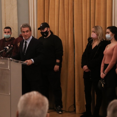 ΟΜΙΛΙΑ ΤΟΥ ΑΝΔΡΕΑ ΛΟΒΕΡΔΟΥ ΣΤΟΝ ΠΕΙΡΑΙΑ//ΧΡΗΣΤΟΣ ΜΠΟΝΗΣ//EUROKINISSI