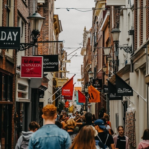 Covid-19 - Ευρώπη: Τα κρούσματα ξανά στα ύψη