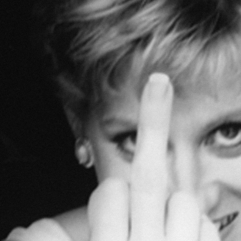 Alison Jackson, "Diana gives the finger"