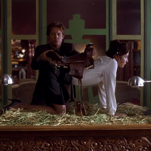 «Η Γραμματέας»: S/M παιχνίδια στο γραφείο