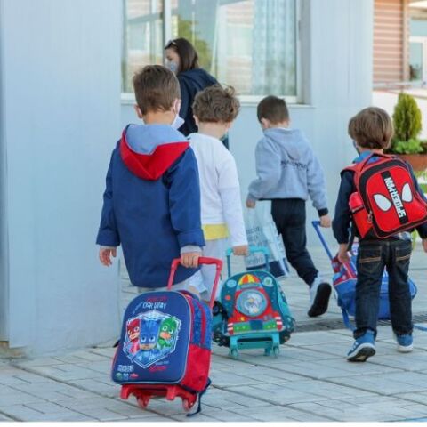 Ρόδος: Παρέμβαση εισαγγελέα για τους αρνητές γονείς που δεν στέλνουν τα παιδιά τους σχολείο