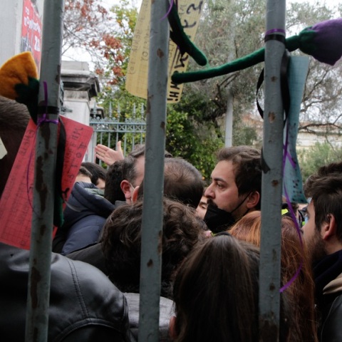 Πολυτεχνείο: Επίθεση σε τηλεοπτικό συνεργείο του ΜEGA 