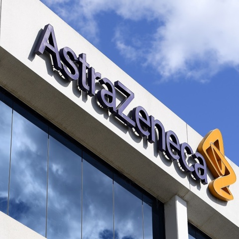 AstraZeneca: Αποτελεσματικό κατά 83% το κοκτέιλ αντισωμάτων