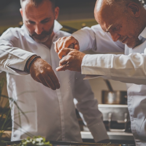 Παρλιάρος και Hoffman