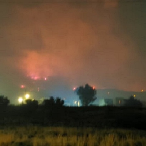 Φωτιά τώρα στην Τήνο