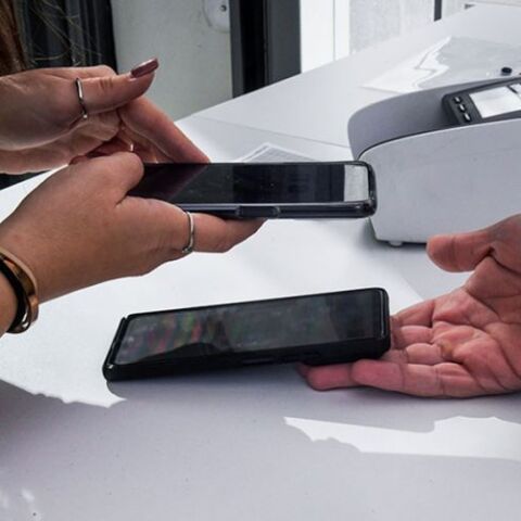 Βούλγαρος Ευρωβουλευτής: «Έχουμε σοβαρό πρόβλημα με τα πλαστά πιστοποιητικά στη Βουλγαρία» 