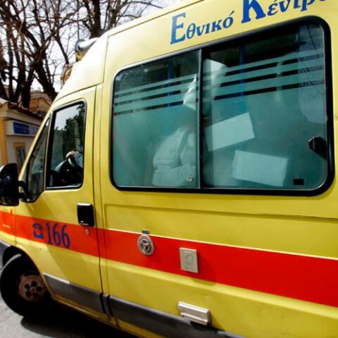 Κολωνάκι: 13χρονο κορίτσι έπεσε από πολυκατοικία – Σε κρίσιμη κατάσταση στο Παίδων