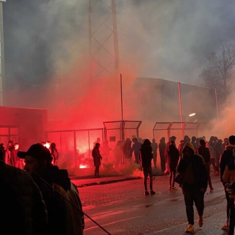 Ολλανδία-Κορωνοϊός: Τρίτη νύχτα ταραχών για τα νέα μέτρα