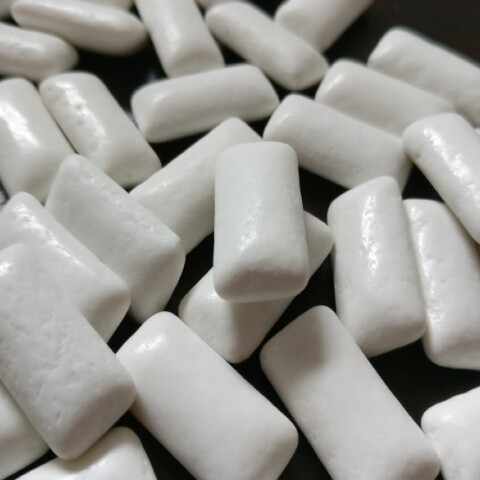 Πειραματική τσίχλα μειώνει σημαντικά τον κορωνοϊό στο σάλιο