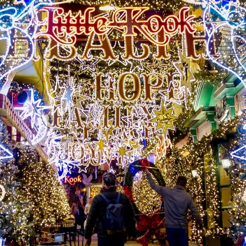 Χριστούγεννα 2021: Αυτό είναι το εορταστικό ωράριο καταστημάτων