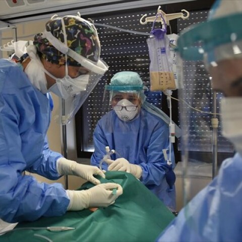 Το προφίλ των πλήρως εμβολιασμένων ασθενών που τελικά νοσηλεύονται  