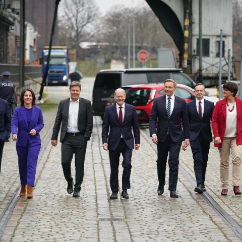 Nέα γερμανική κυβέρνηση