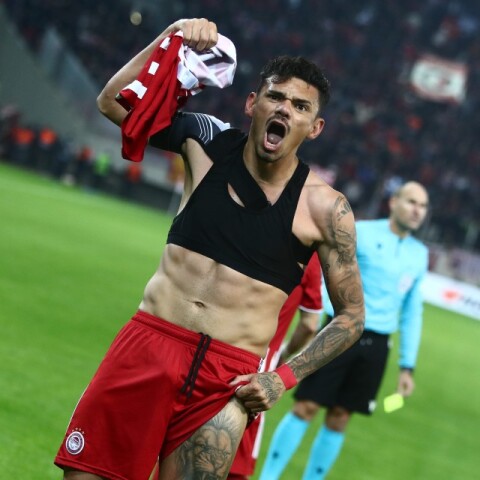 Τεράστια νίκη-πρόκριση για τον Ολυμπιακό επί της Φενέρμπαχτσε