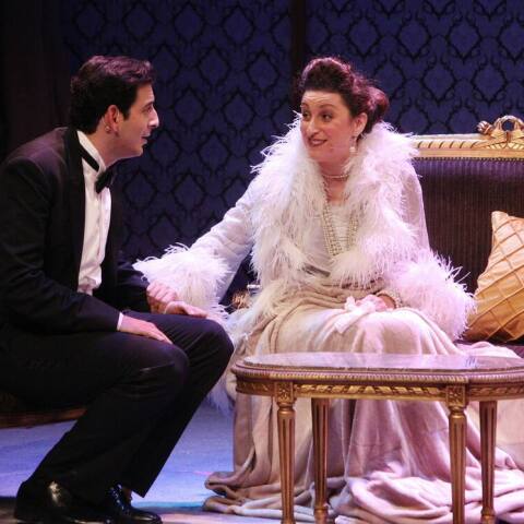 Ξανά στα πόδια της η Κατερίνα Βρανά - Οι συγκινητικές στιγμές στην πρεμιέρα της με τον Καπουτζίδη