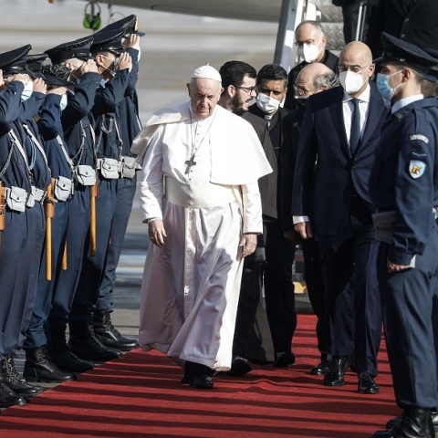Η άφιξη του Πάπα Φραγκίσκου στο Αεροδρόμιο "Ελευθέριος Βενιζέλος"