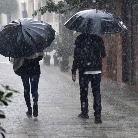 Καταιγίδες έχει ο καιρός αύριο Τρίτη (7/12), σύμφωνα με την πρόγνωση