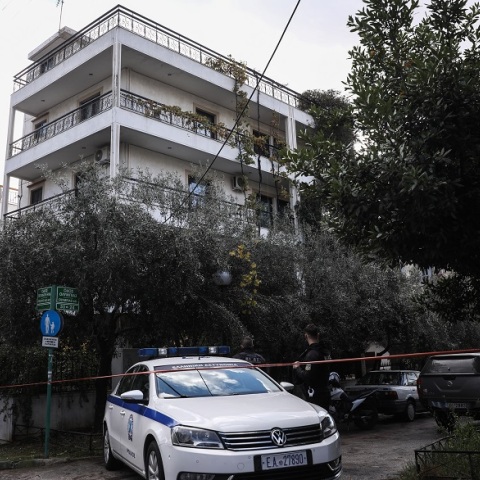 Δύο αδέλφια εντοπίστηκαν νεκρά σε διαμέρισμα οικογενειακής πολυκατοικίας, επί της οδού Ολυμπίας, στο Νέο Ηράκλειο