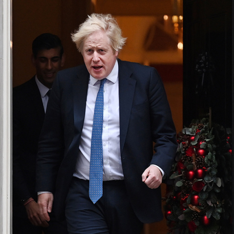 Σάλος στη Βρετανία με «πάρτι» στην Ντάουνινγκ Στριτ εν μέσω lockdown 